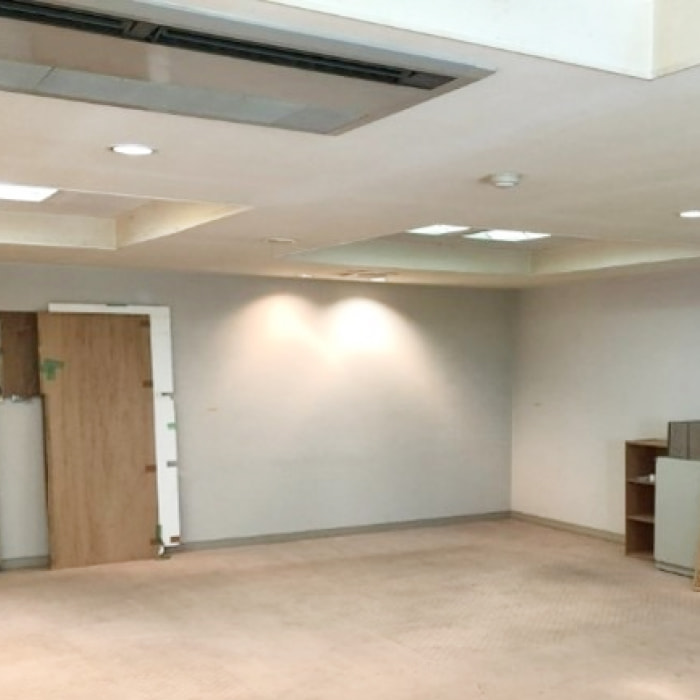 コミックスペース（Before）